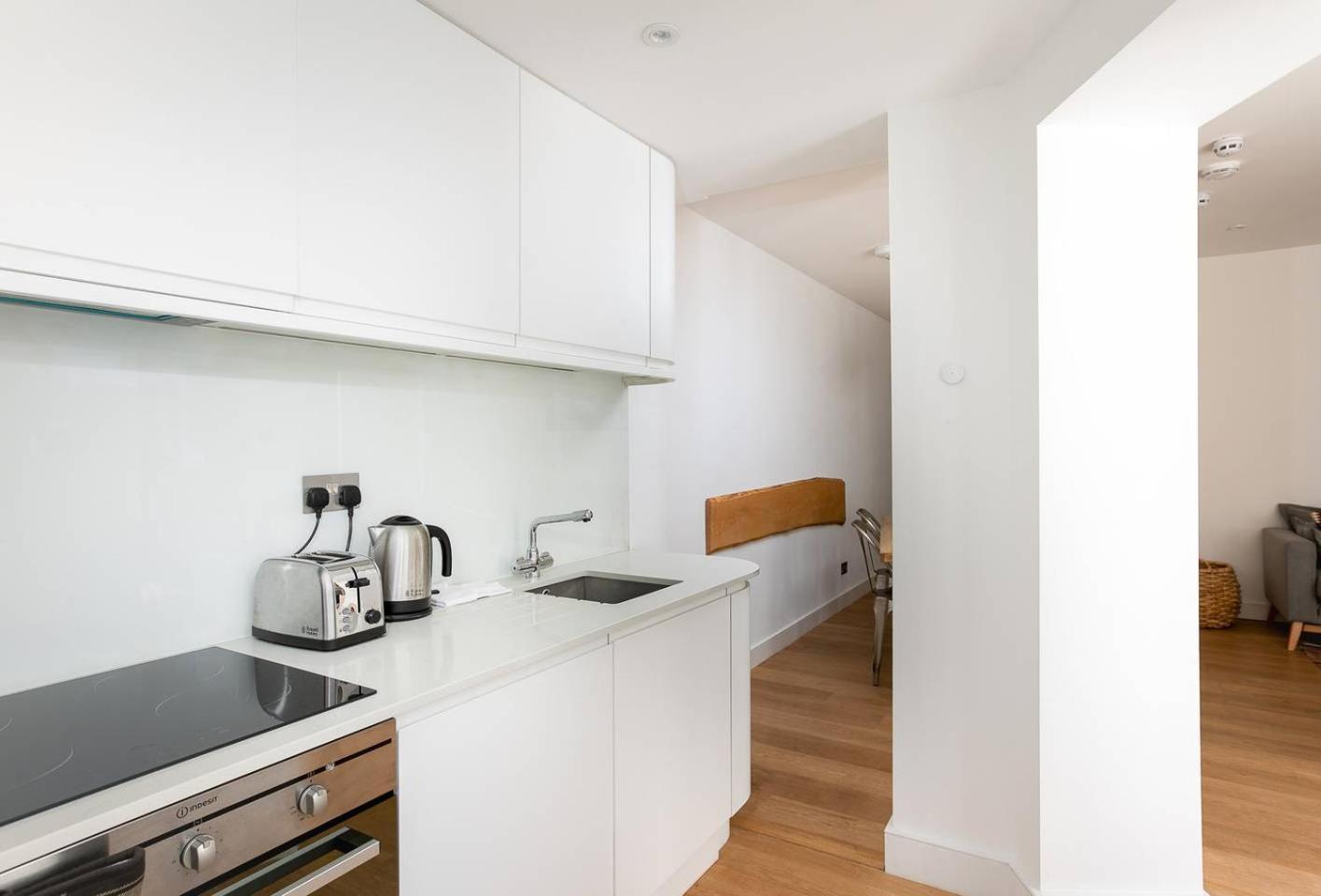 Stylish 2Br Home In West Kensington , 4 Guests 伦敦 外观 照片
